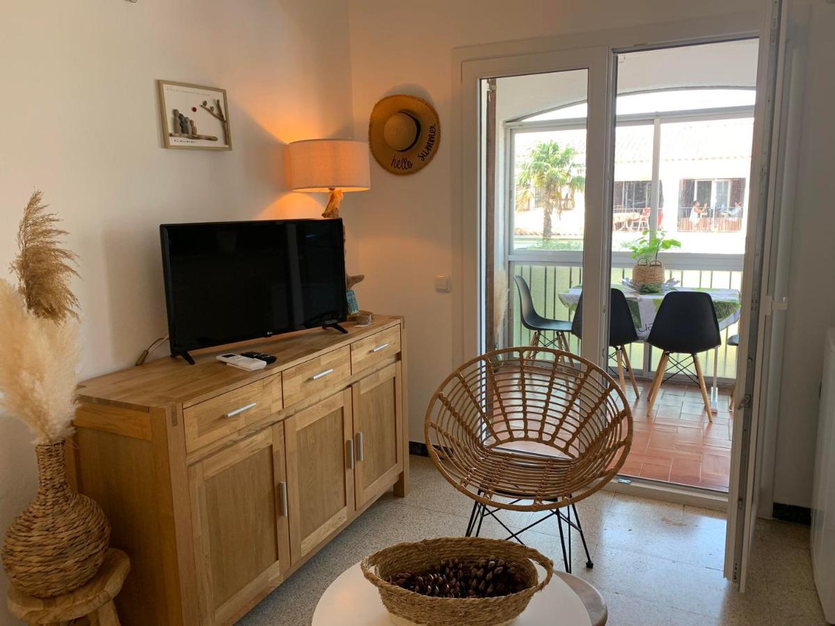 Cosy Apartment Of L'Escala Beach Eksteriør billede